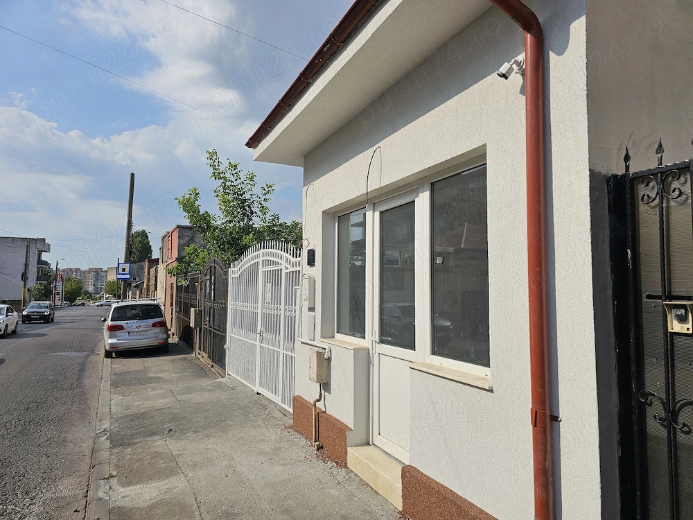 Proprietate premium pentru birouri   sediu firmă   2 corpuri, curte, parcare