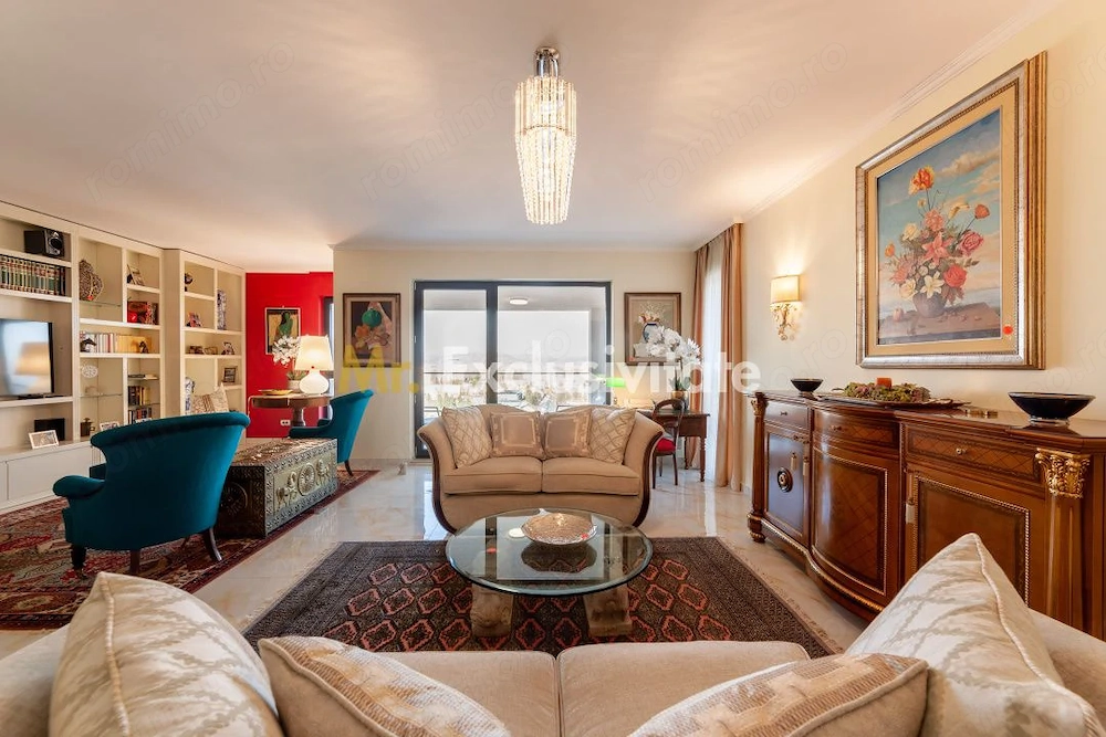 Apartament ultracentral - 3 camere, 167 mp, 2 terase, 2 locuri de parc subterane