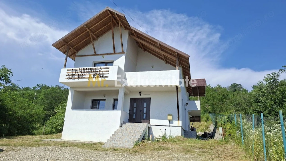 Casă-Pensiune Agroturistica spatioasa P+M Budeasa cu vedere la lac
