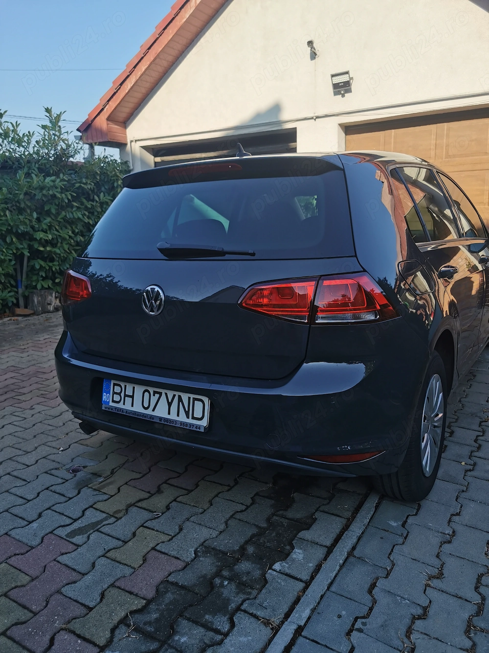 Vând Volkswagen golf