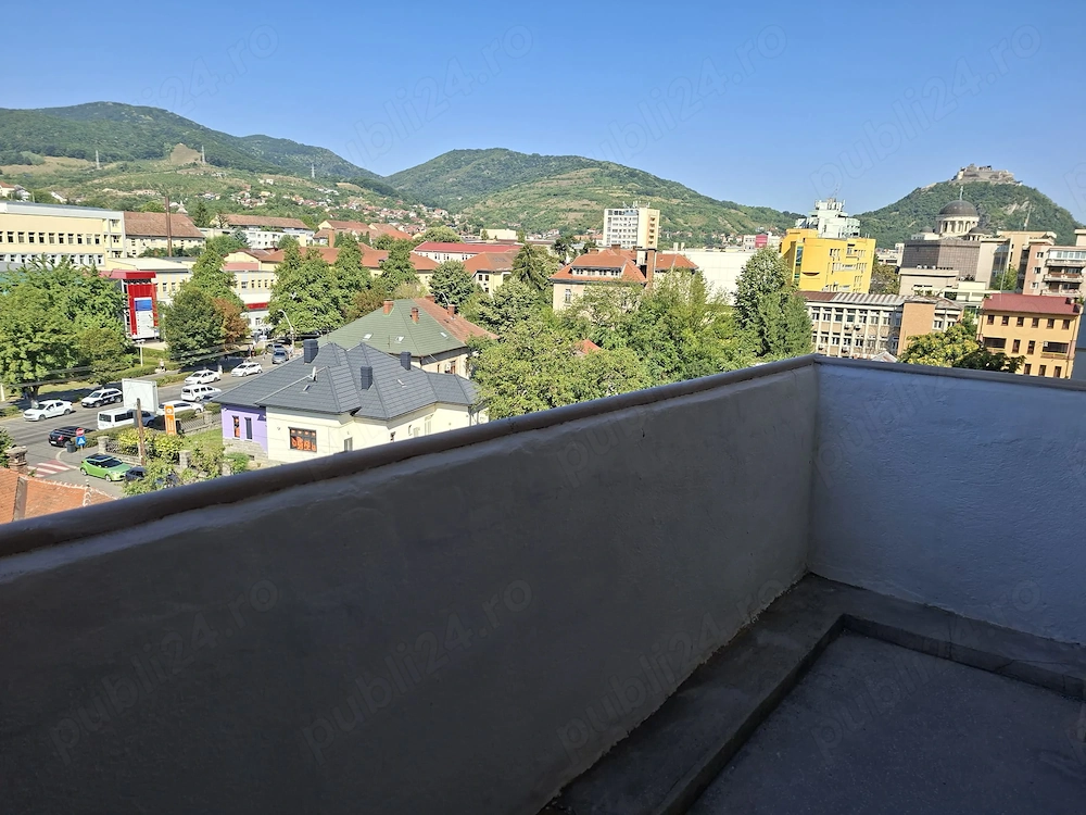 Apartament 3 camere, decomandat, pe Bulevardul Decebal, 66,76 mp utili + balcon (zona LIDO  Spital)