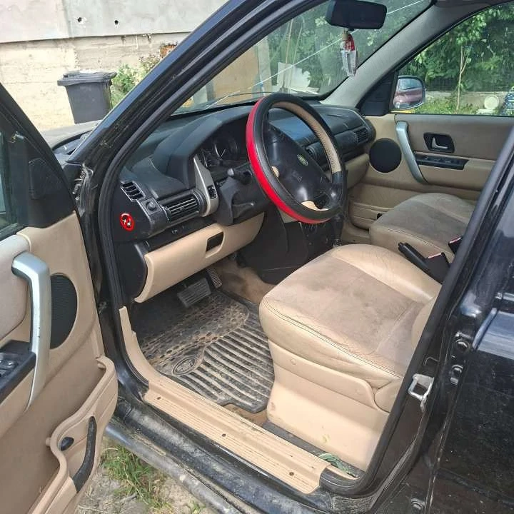 Vând Land Rover Freelander