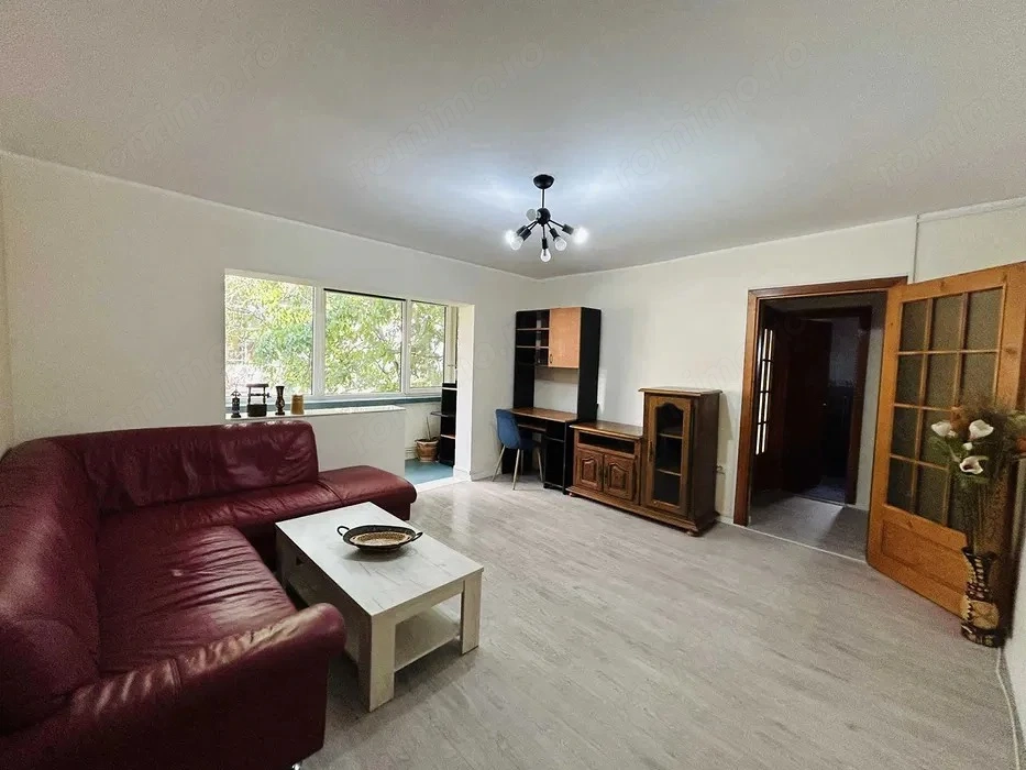 Ap cu 3 camere complexul studentesc