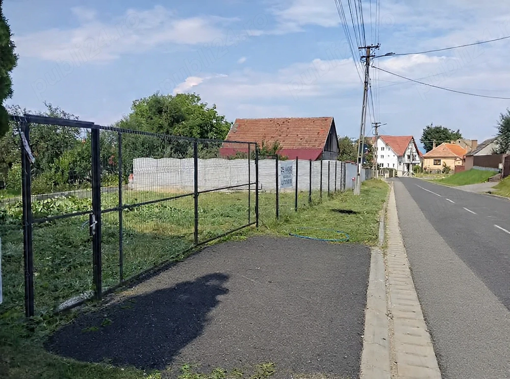 Teren central Bunloc + proiect casa