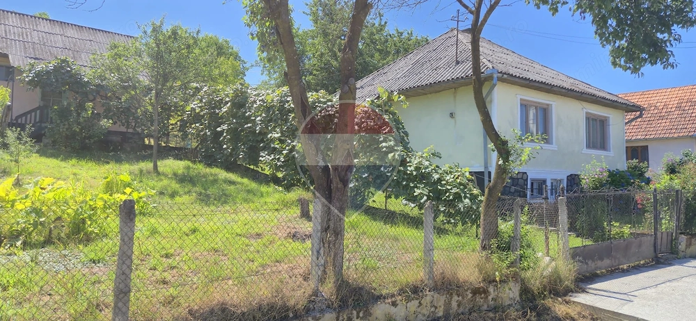 Casă / Vilă cu 2 camere de vânzare