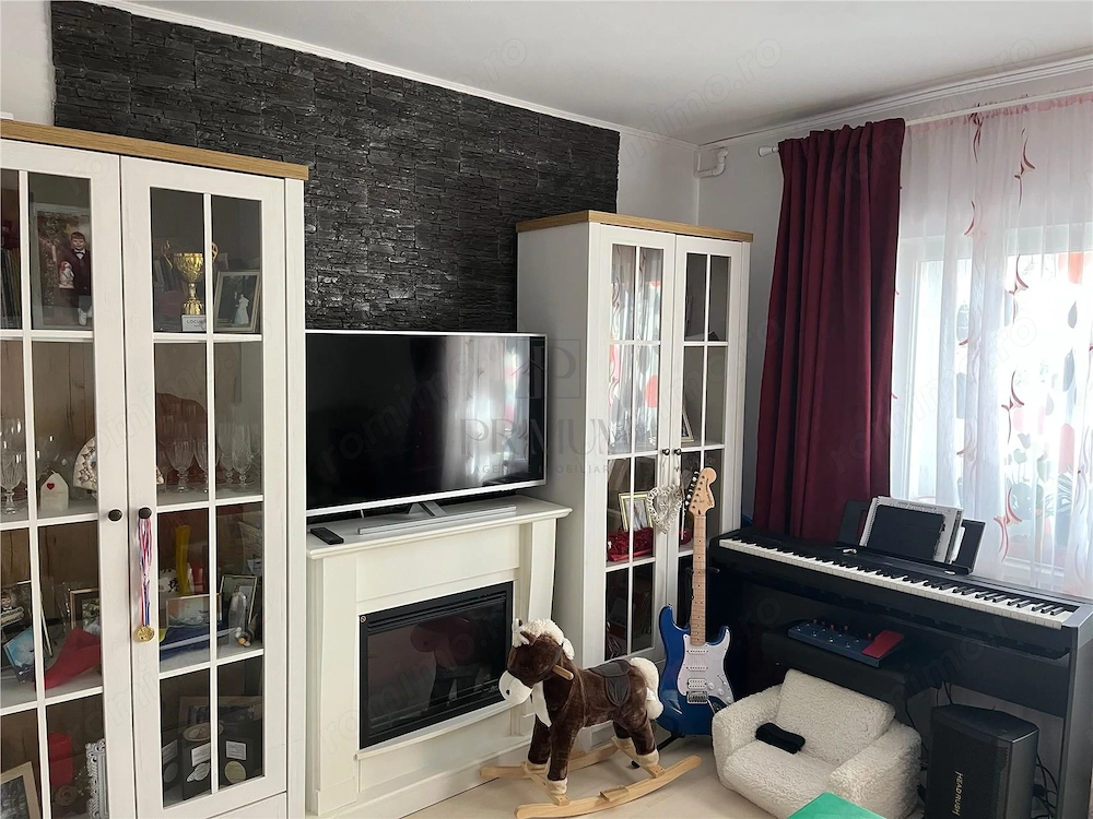DAMBOVITA - 4 CAM - 2 BAI - 2 BALCOANE - ETAJ 3 - CENTRALA - CLIMA - RENOVAT