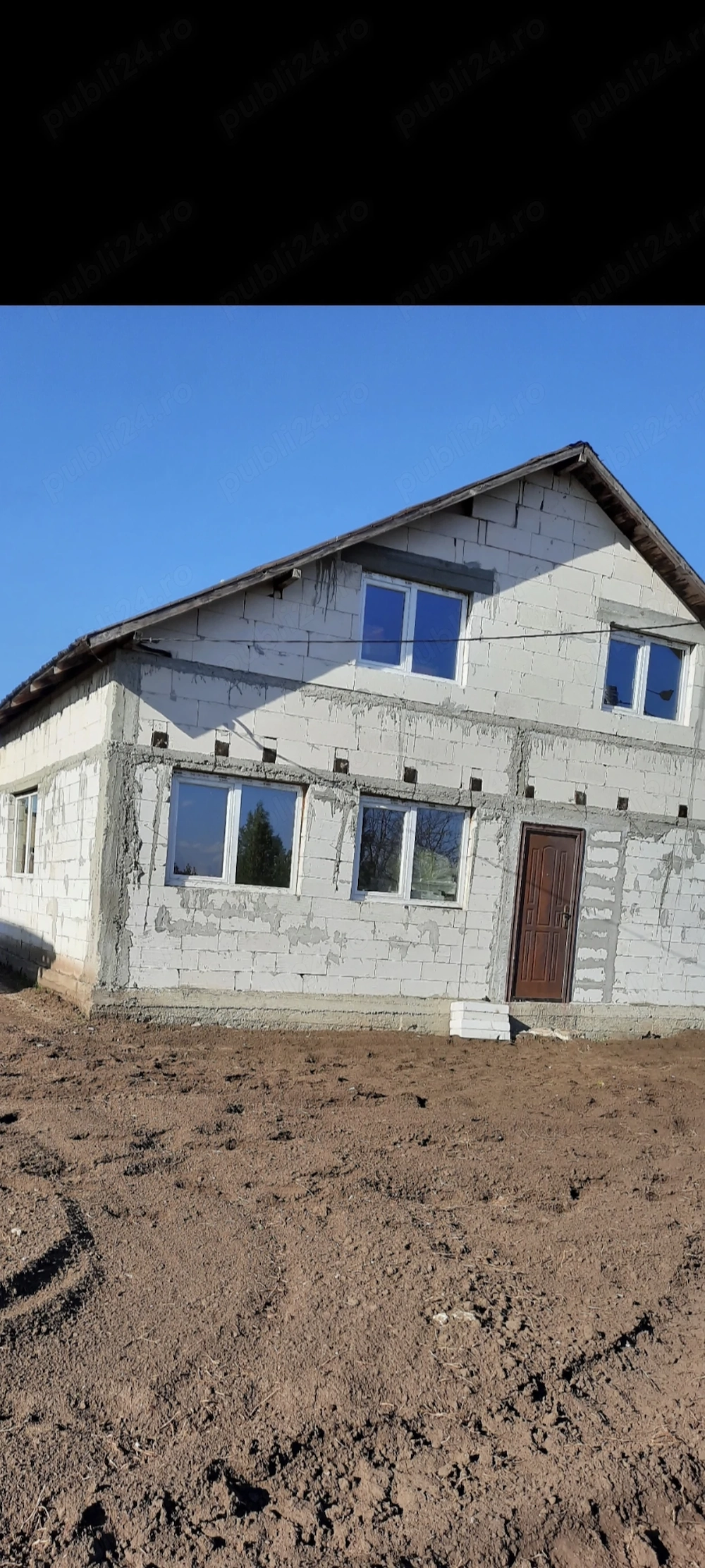 Casa cu teren Mereni 1000mp