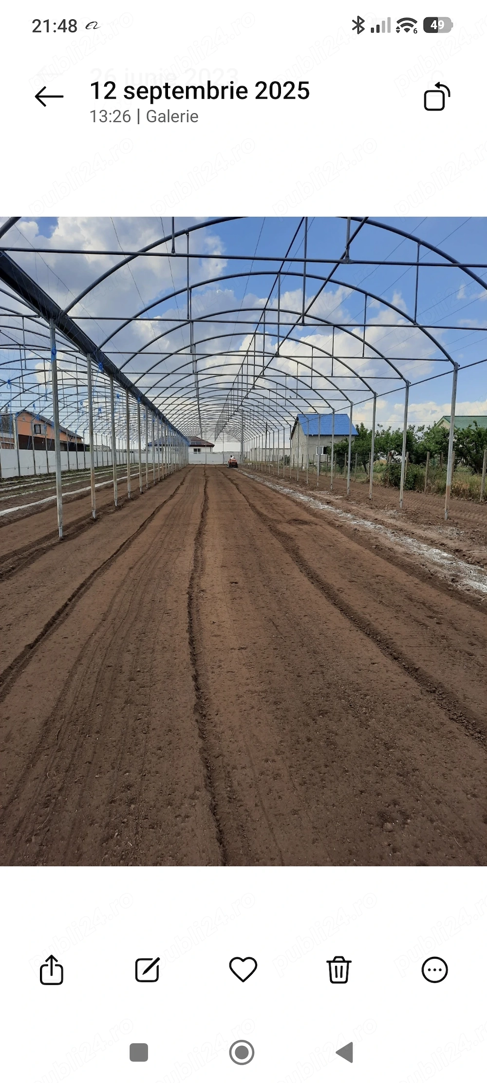 Vând teren cu solar profesional 1000mp(Mereni,la aproximativ 30km de Constanța)