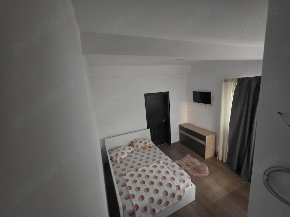 Inchiriez apartament cu 2 camere
