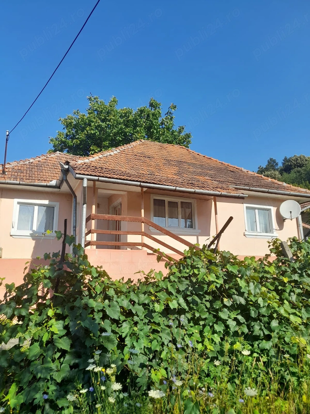Vând casa in com. Săcelu județul Gorj