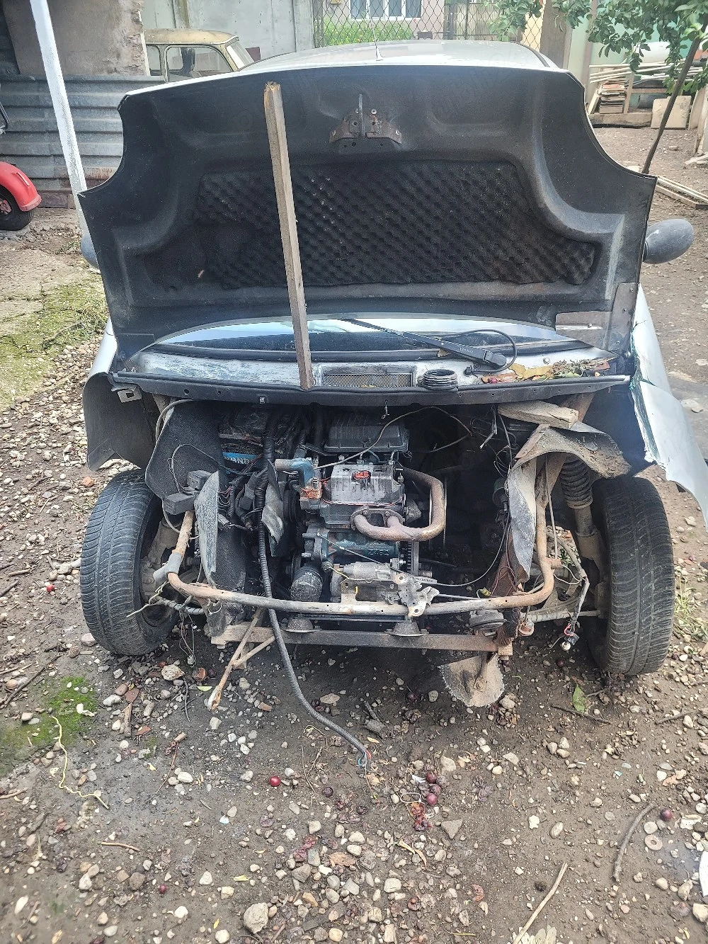 Dezmembrez Aixam 500