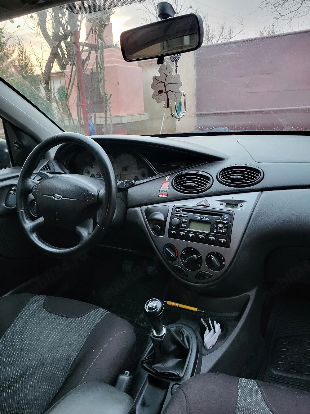 Vind Ford focus 1.8 benzina
