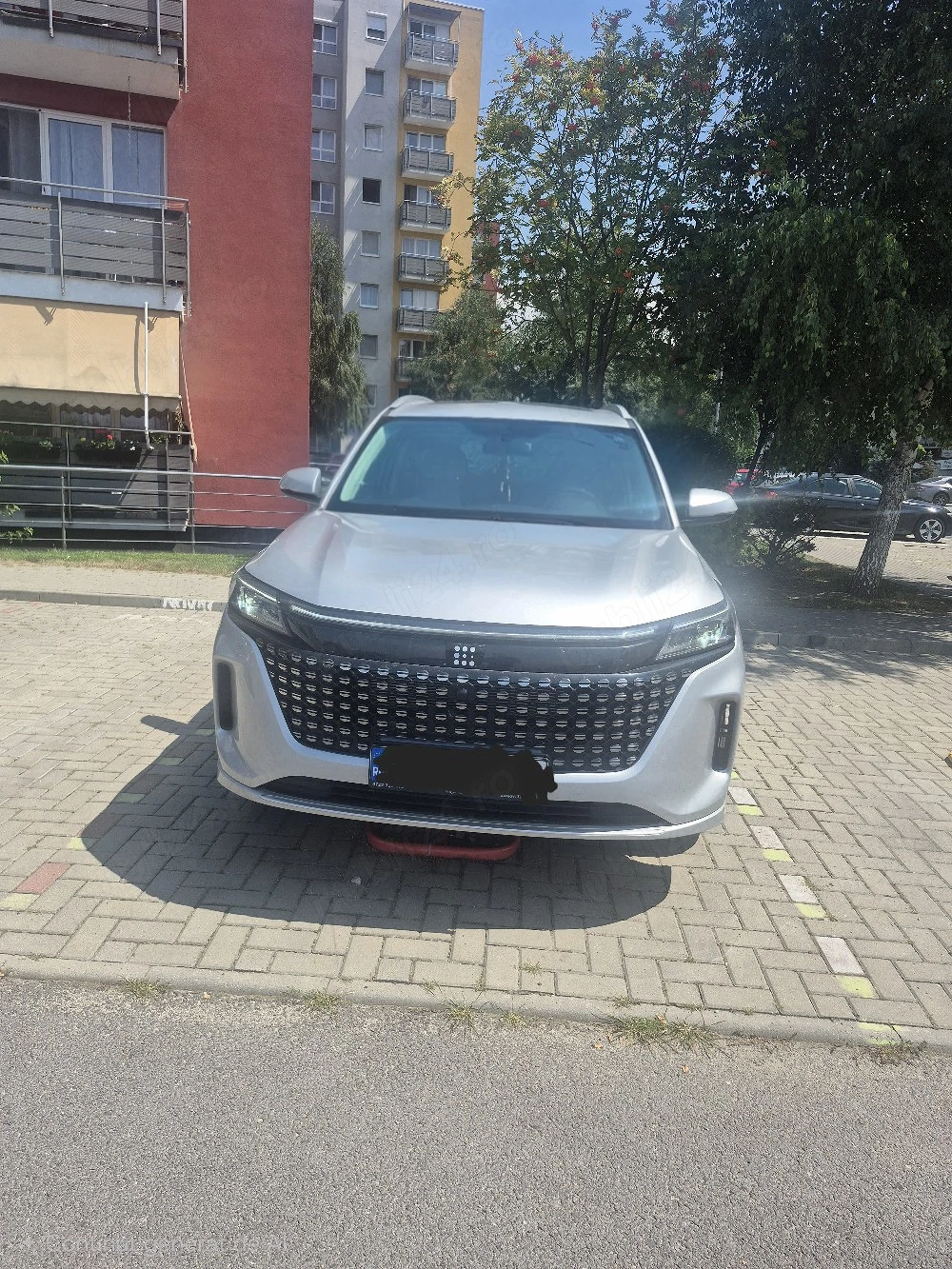 Dfsk E5 Hybrid plug in
