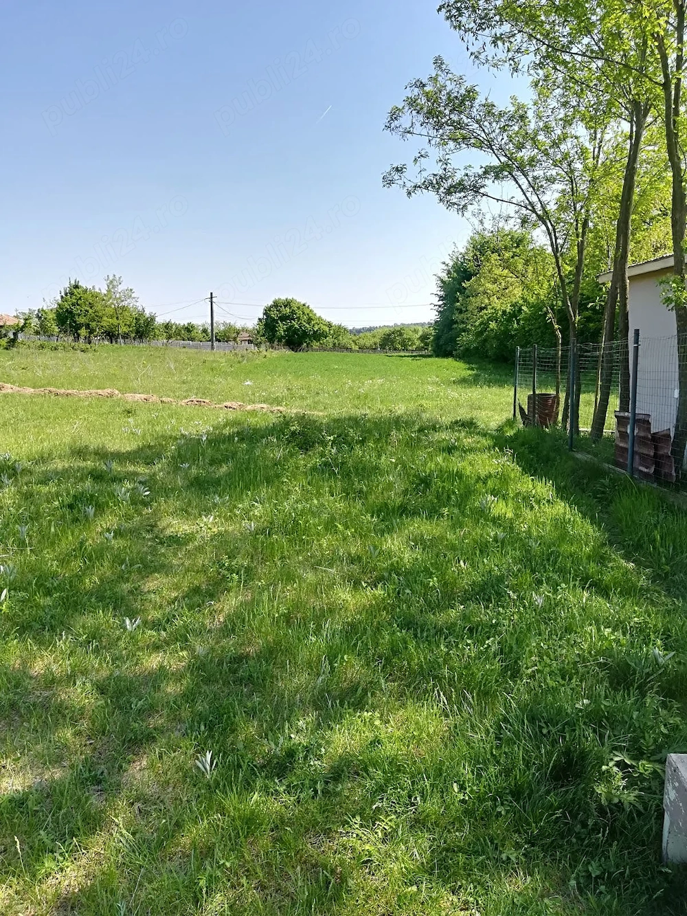 Proprietar Vand teren intravilan 4000 mp , Sat.Podu ilfovatului (com.Buturugeni Gr.) 40 km de Buc. ,