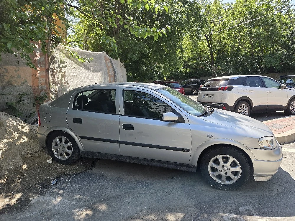 Vand  Opel Astr  G