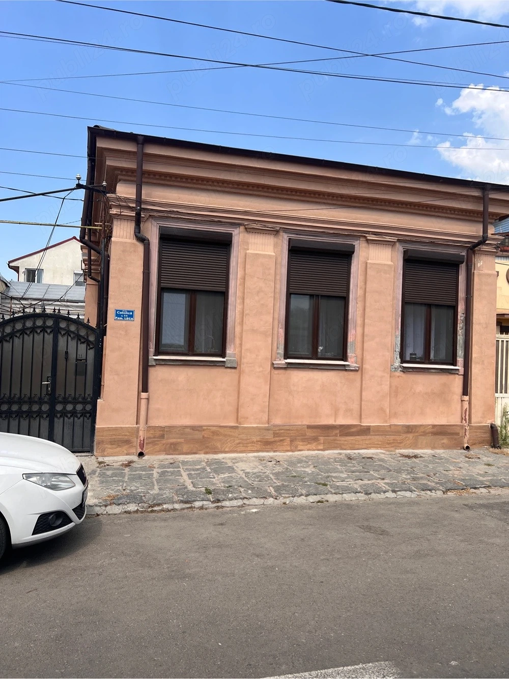 Casă renovată în centrul istoric al Brăilei, Str. Catolică, 100 mp utili, 2 dormitoare, 