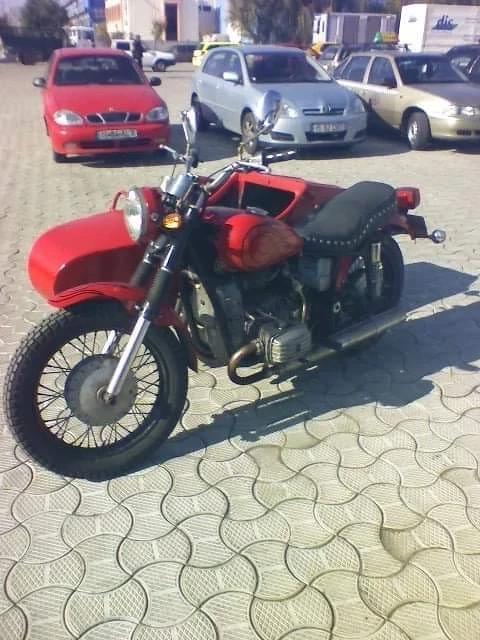 Moto cu atas