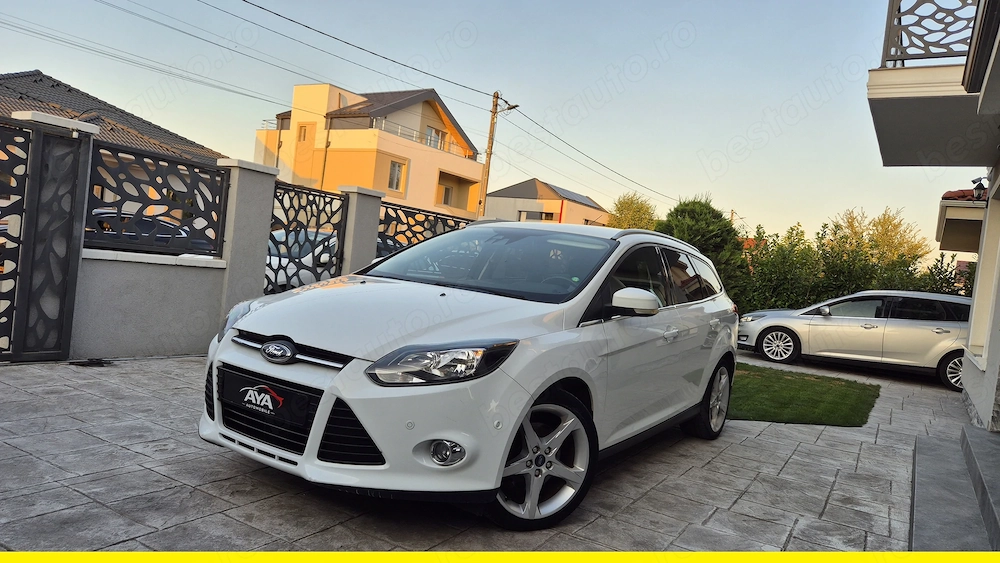Ford-Focus-1.6 Benzina R.A.R.EFECTUAT-Camera-Keyless Goo-Entry-Euro 5 incalzire scaune-Cash-Rate