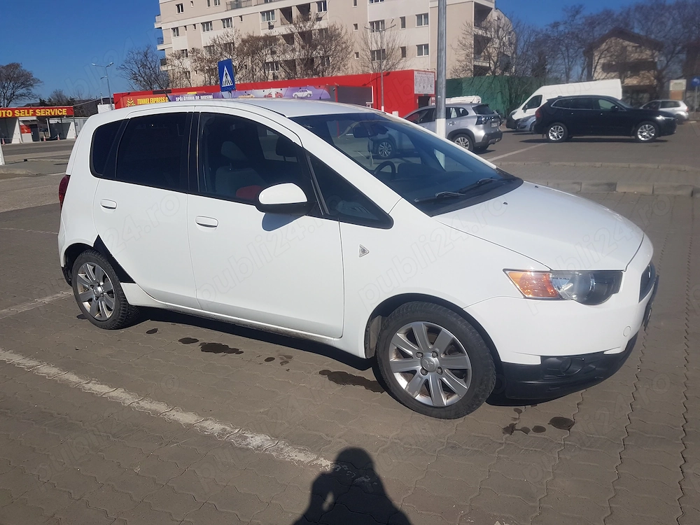 mitsubishi colt 1.3 2012
