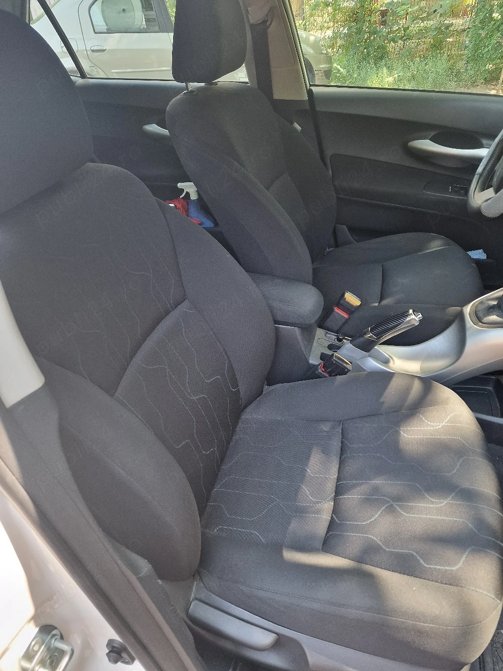 Vând Toyota Auris