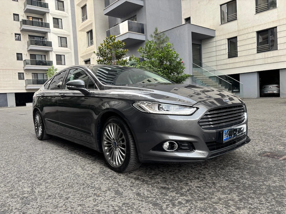 Ford Mondeo 2.0 TDCi Powershift AWD Titanium