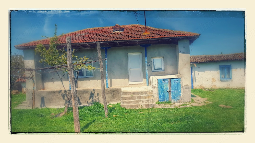 Casa la țară cu pământ  5000 mp