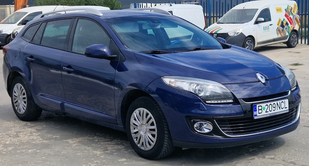Renault Megane 3, motor 1.5 DCI, 110cp, an. 2013 Full Option