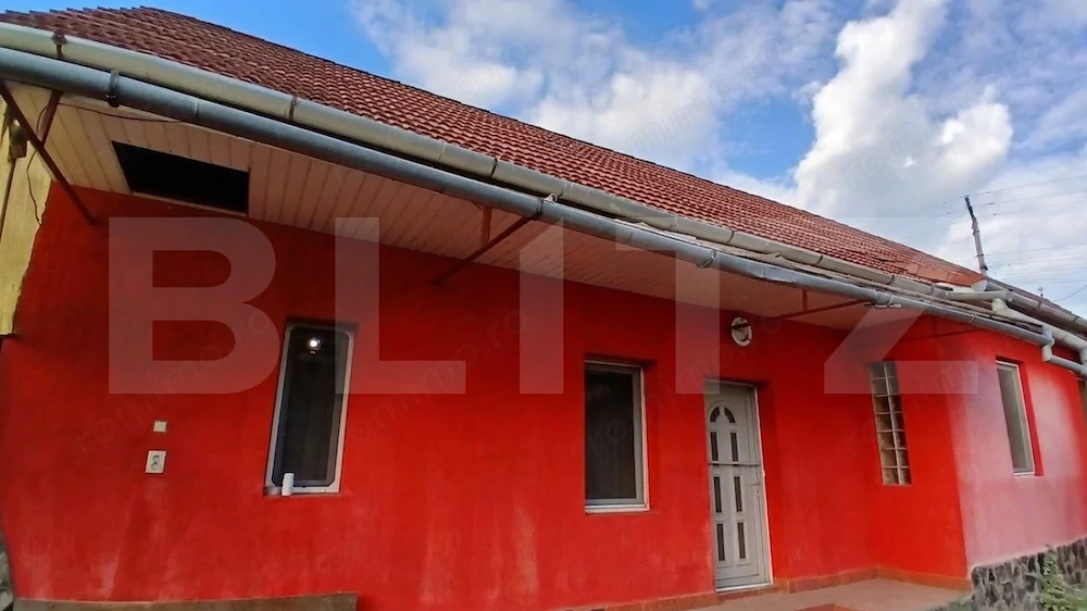 Casă de vânzare, 184 mp, zona Reghin
