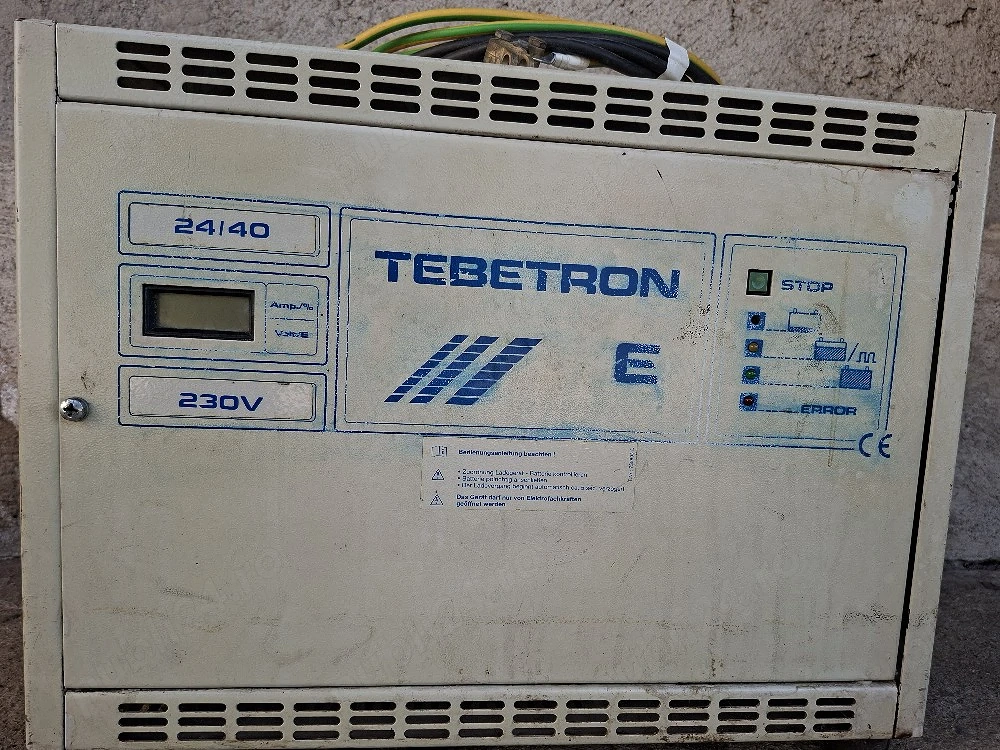 Redresor încărcător industrial Tebetron 24/40 