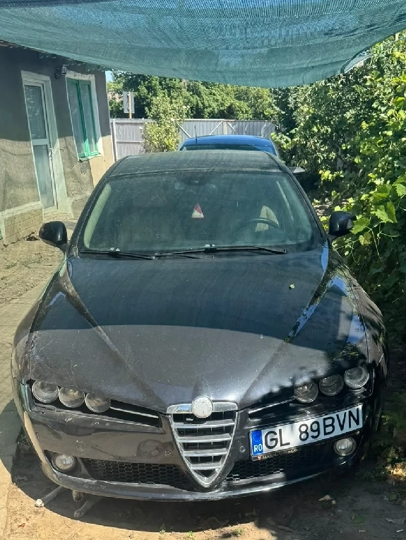 Vând Alfa Romeo 159