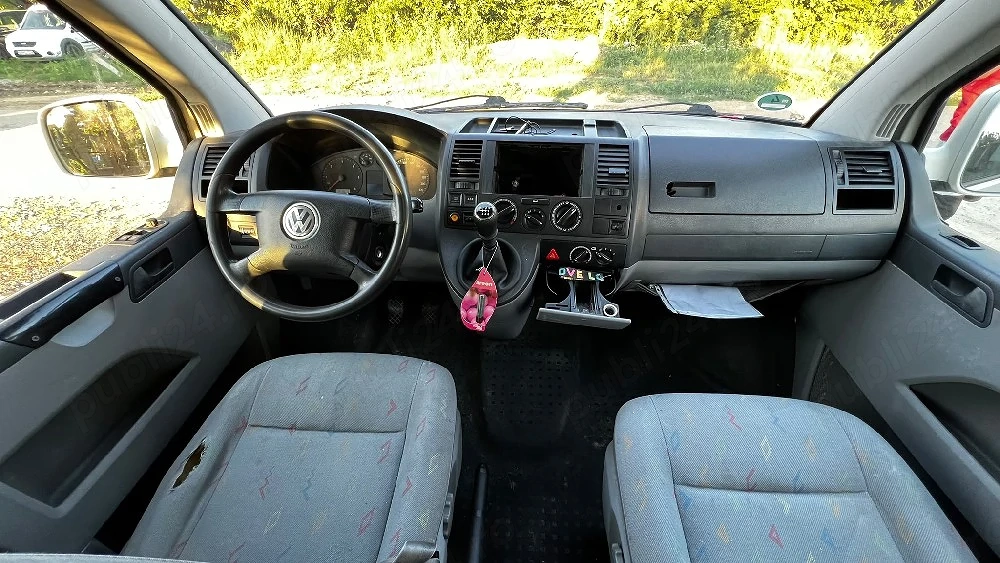 Volkswagen multivan T5 2.5 TDI