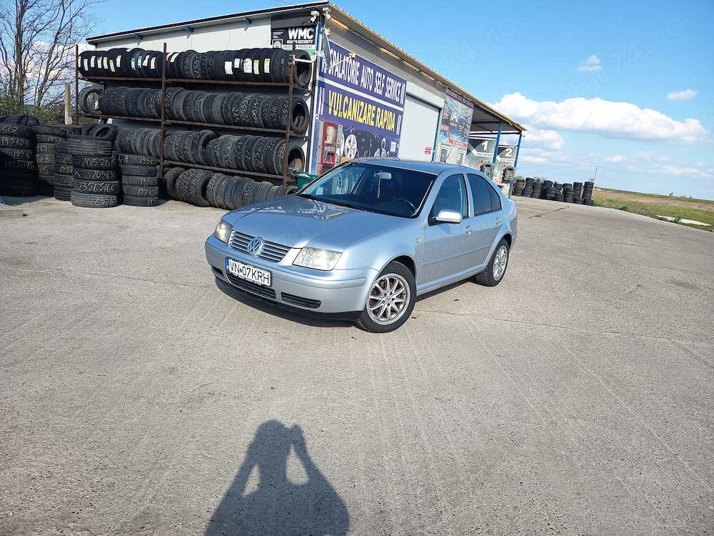 Vw bora, 1.6 benzina 4000 de lei 
