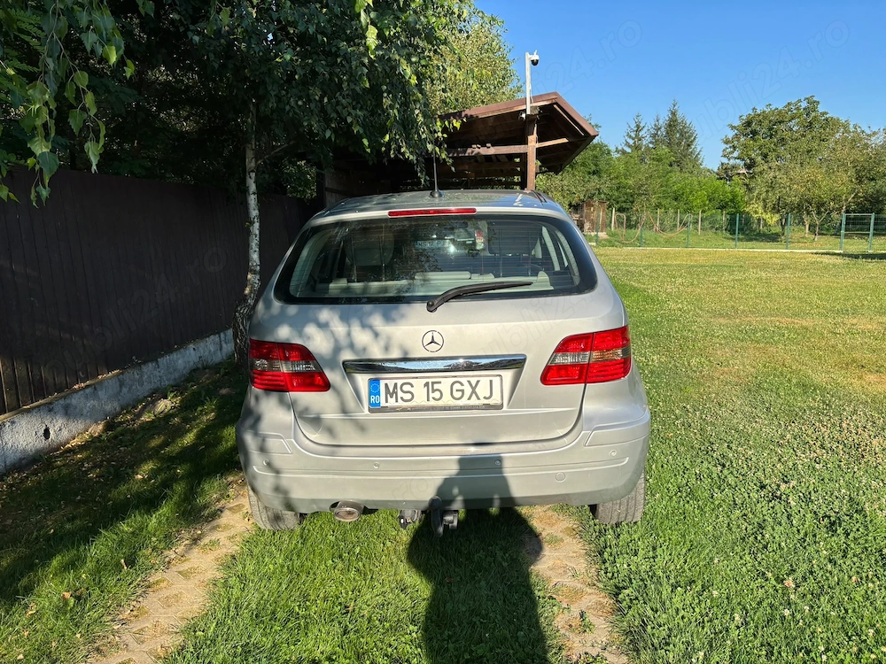Vând Mercedes clasa B 