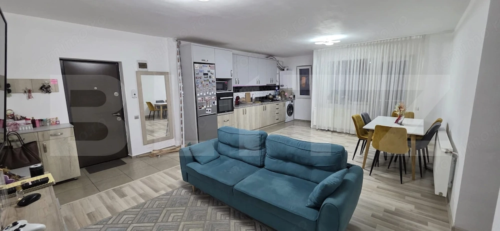 Apartament semidecomandat complet mobilat si utilat, parcare inclusa, zona Terra