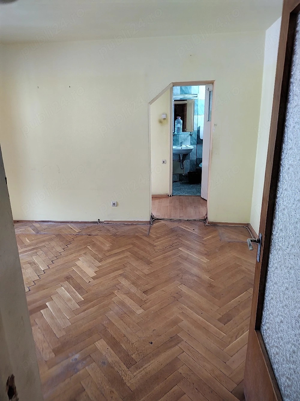 apartament de vânzare 