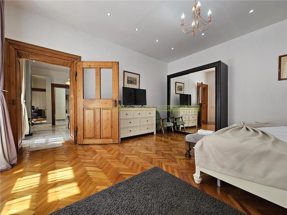 Apartament superb in Centrul Istoric - pretabil regim hotelier