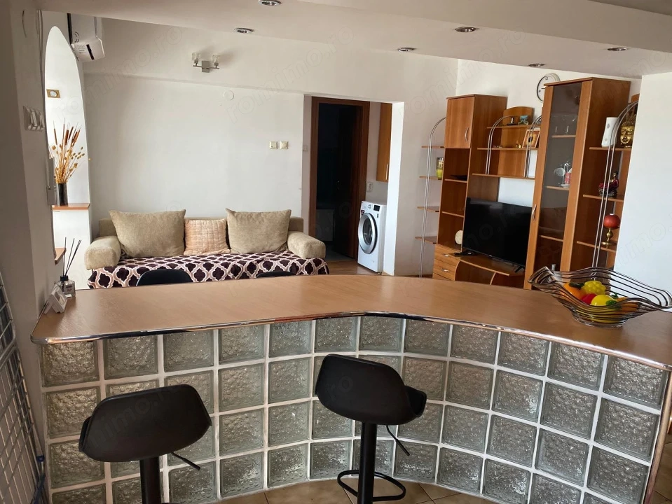 Apartament 2 camere semidecomandat, 50 mp, zona 1 Mai