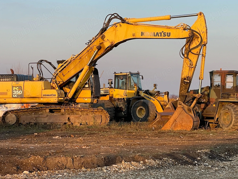 Excavator Komatsu PC 290 LC8 si 350 LC8 HRD Demolition.
