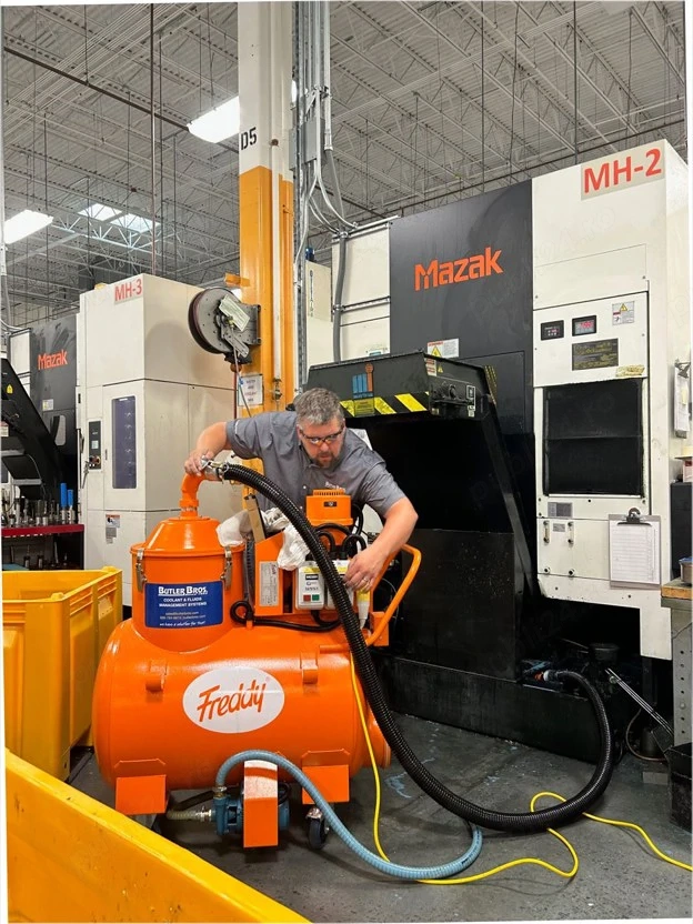 Angajam Operator curățare utilaje CNC 