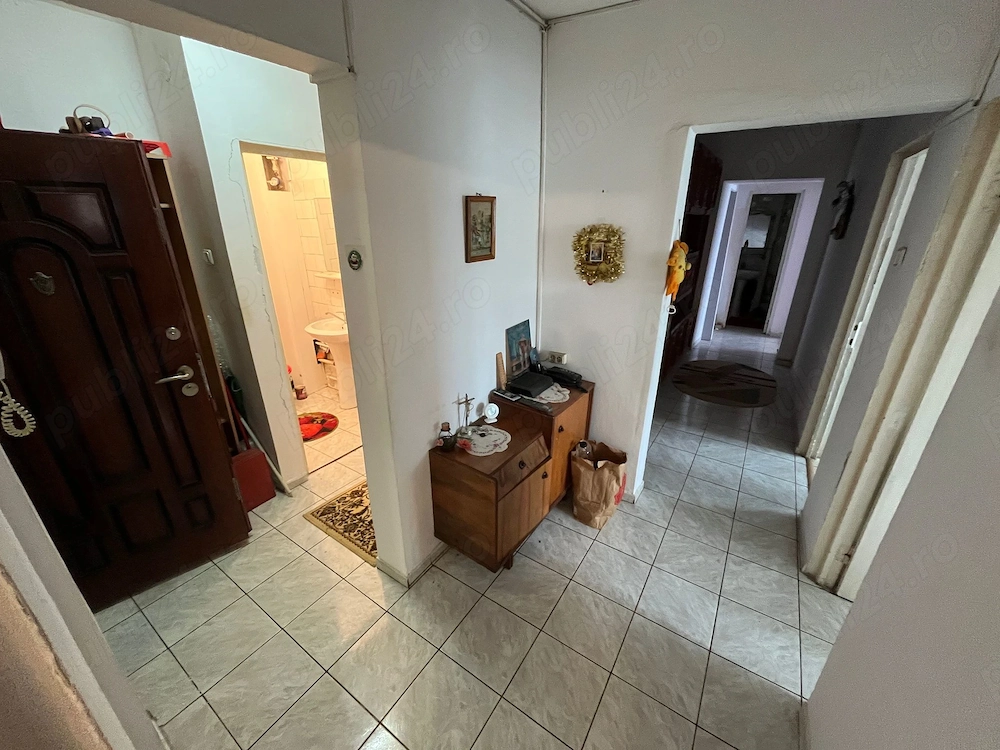  Apartament 4 camere decomandat, Etaj 1, str. Isaccei (zona Casa Olteanu)
