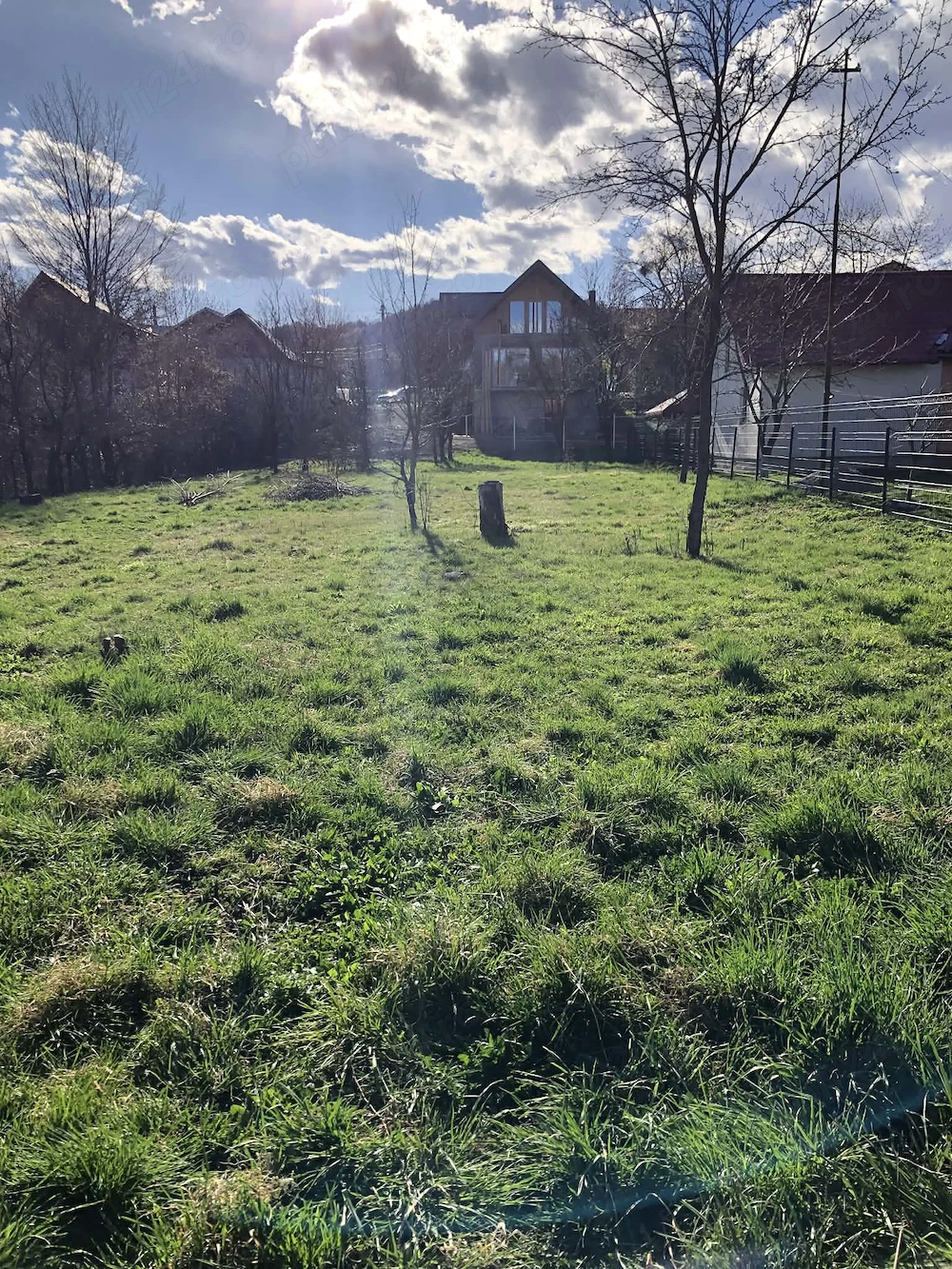 Teren de vânzare 813m2 