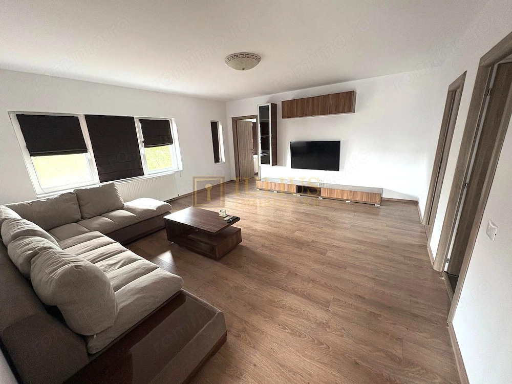 Apartament la curte, 2 băi, loc de parcare, zona linistita, dressing