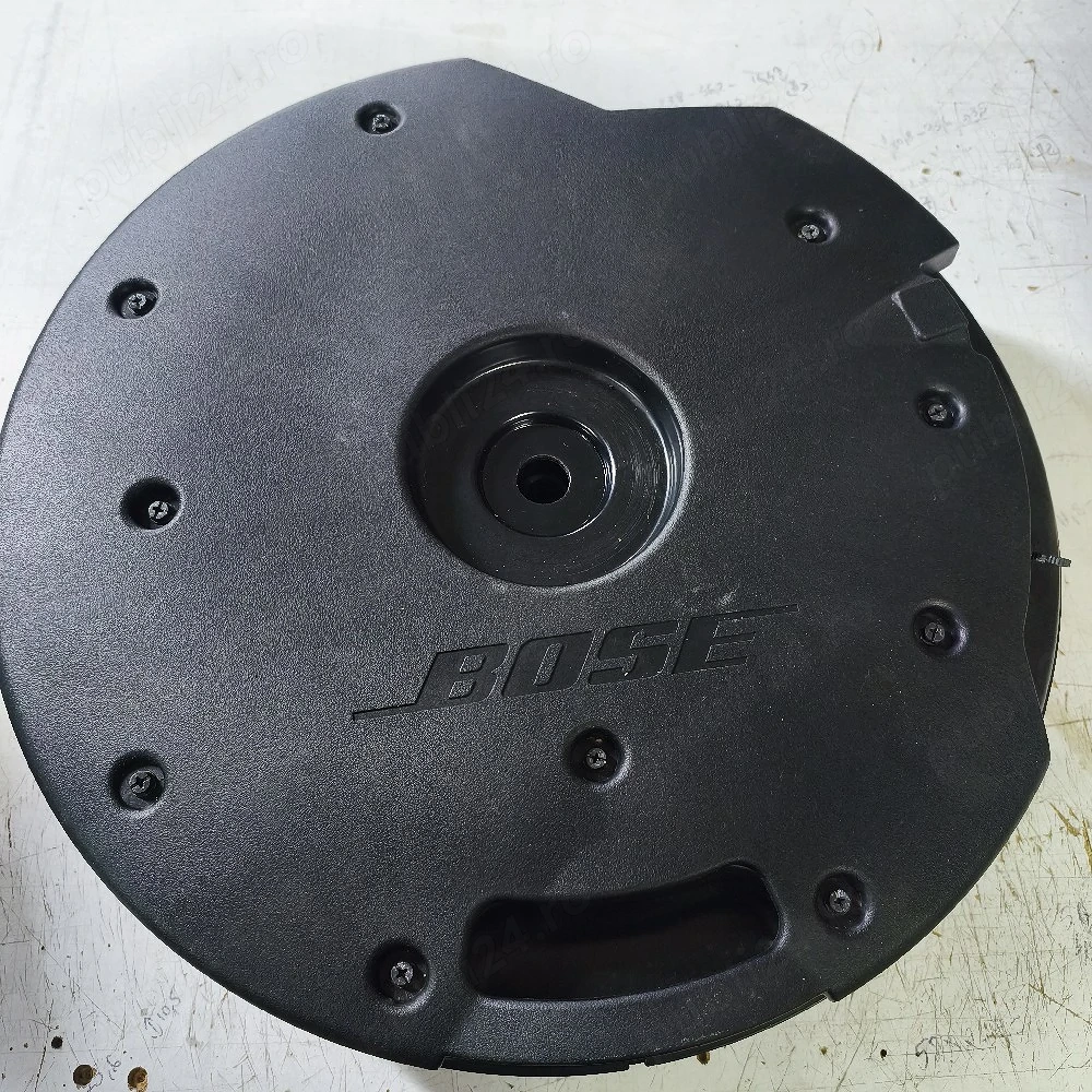 subwoofer Bosch portbagaj