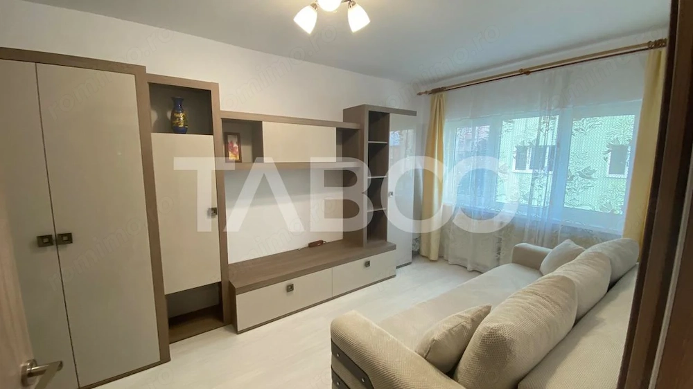 Apartament decomandat mobilat utilat 3 camere 56 mpu balcon 3 mp