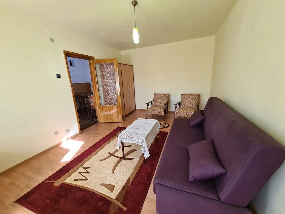 Apartament 2 camere de închiriat   Zona Piața Centrală