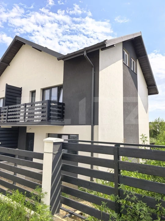 Duplex central, 3 camere, 100 mp, in Barnova - Visan