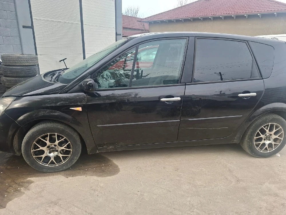Dezmembrez Renault Scenic 2 Facelift 1.5 dCi – Orice piesă disponibilă (fără motor)