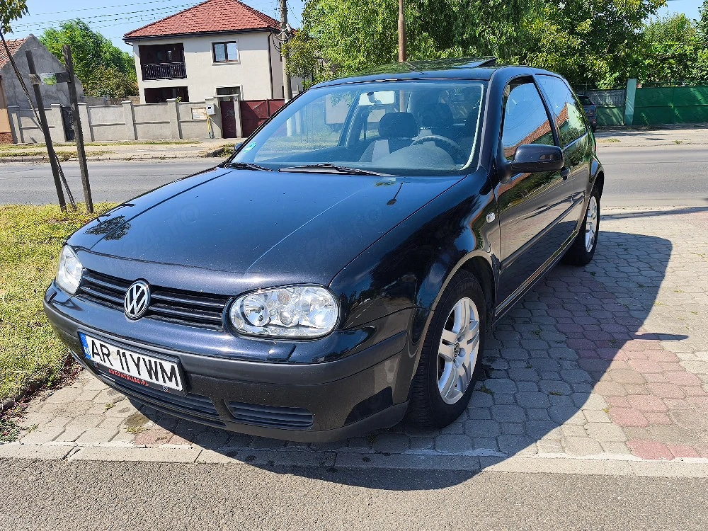 Volkswagen Golf 4 Edition 1.6 16V benzina 2+1 usi Bine Dotat