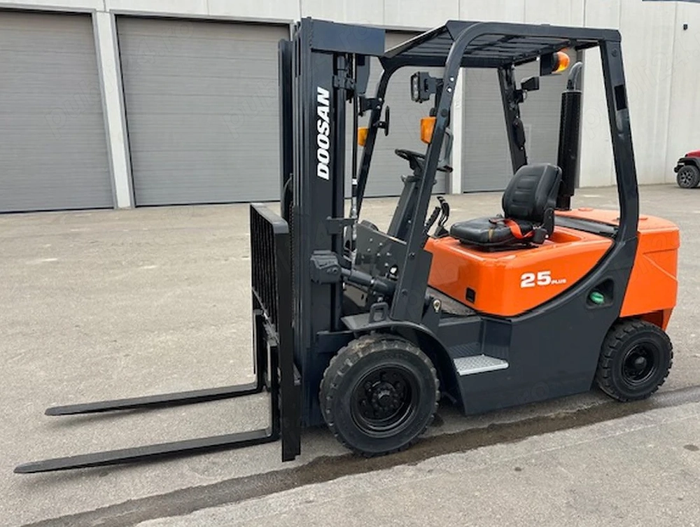 Stivuitor Diesel Doosan 2.5 tone