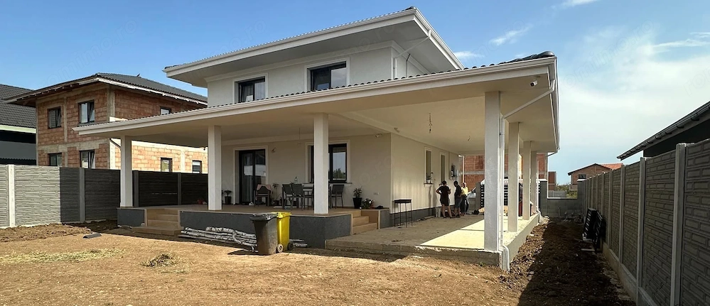 Casa individuala 5 camere, 2 bai, Giarmata